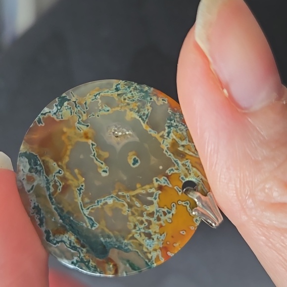 Earthly Pendant - Picture 2 of 2